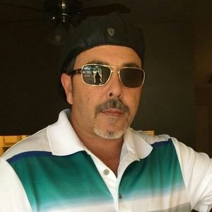 Meet your Posher, Javier